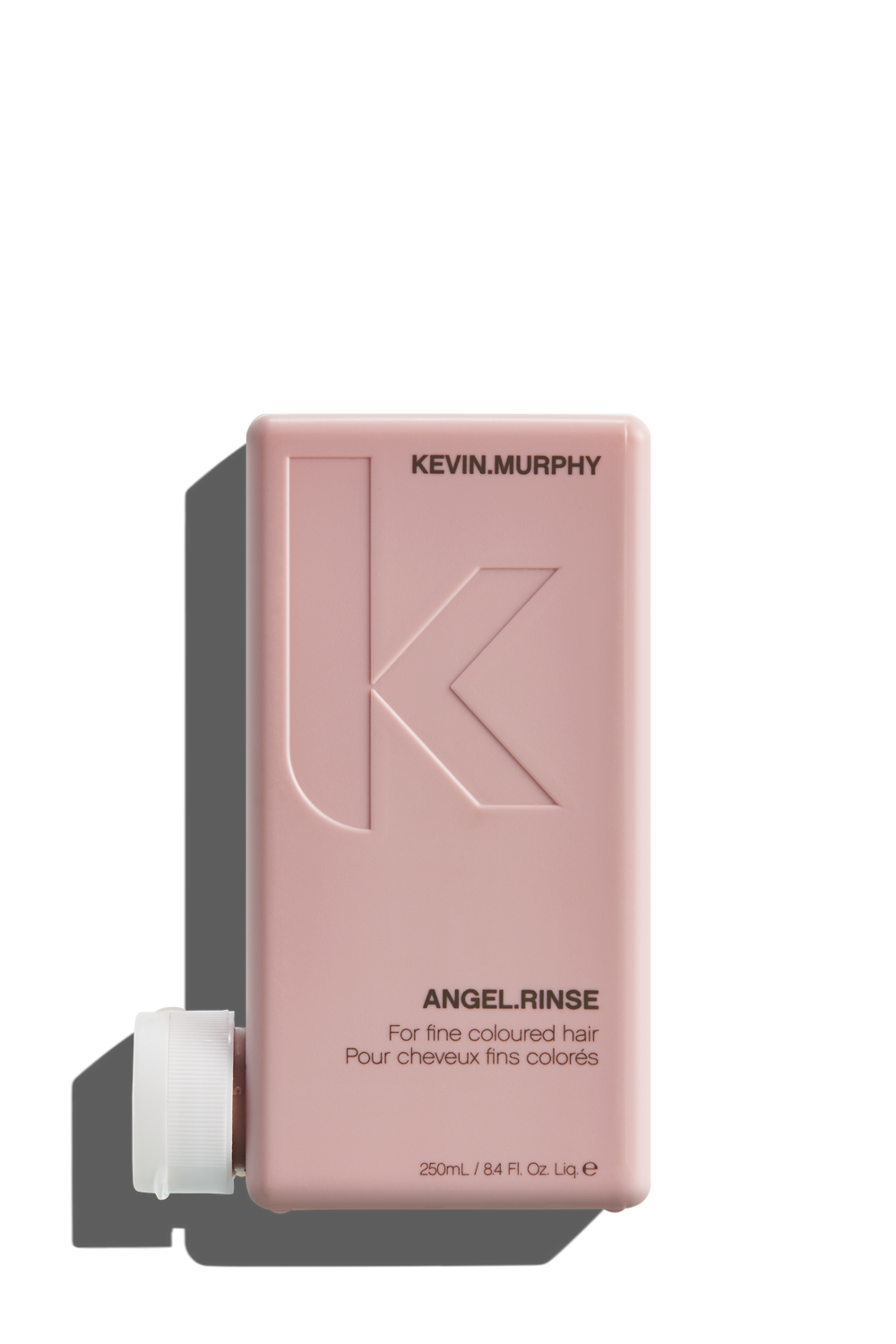 Gewichtloze volume conditioner die het haar helpt te hydrateren en te beschermen zonder het te verzwaren van Kevin Murphy.
