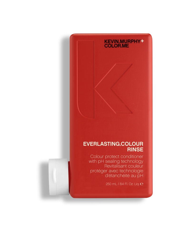 EVERLASTING.COLOUR.RINSE biedt een beschermende laag tegen kleurverlies en schadelijke omgevingselementen.
