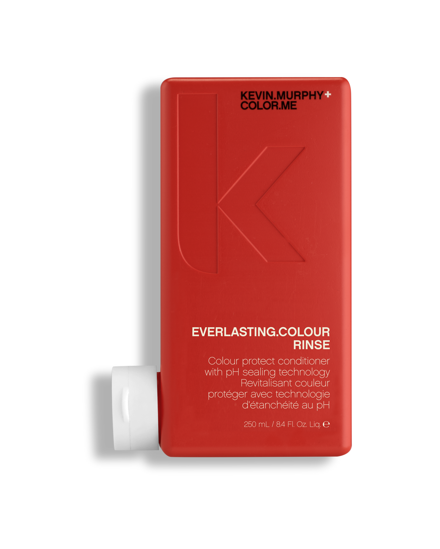 EVERLASTING.COLOUR.RINSE biedt een beschermende laag tegen kleurverlies en schadelijke omgevingselementen.