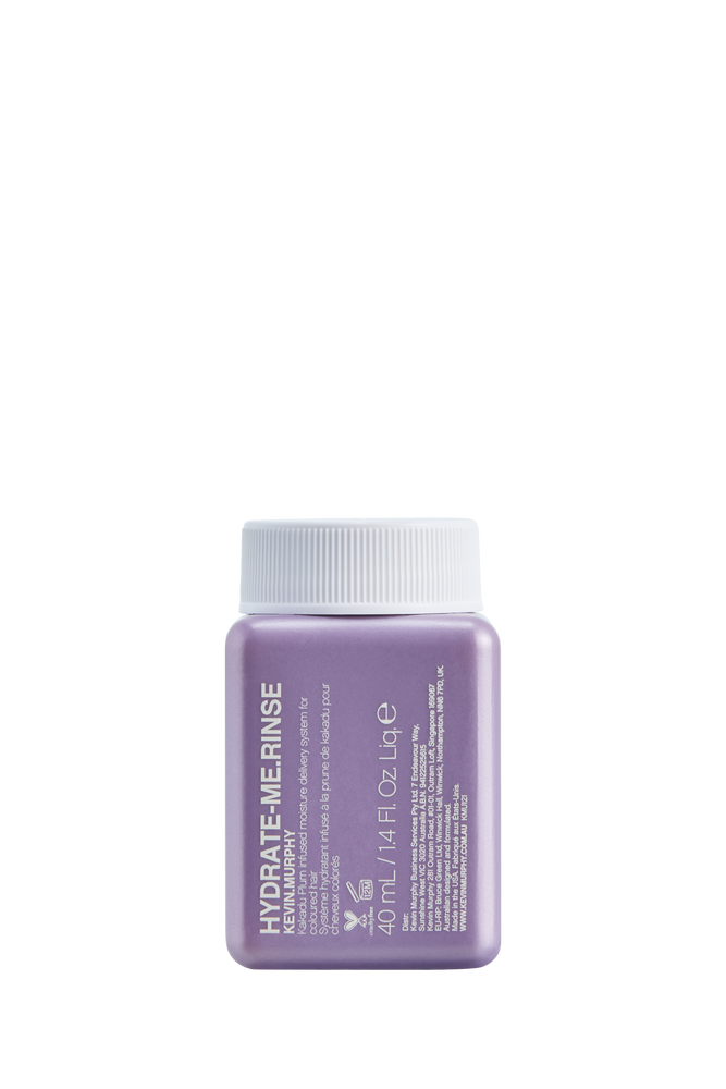 Transformeer droog, beschadigd haar in zijdezachte, glanzende lokken met deze intensief vochtinbrengende conditioner van KEVIN MURPHY. reisverpakking