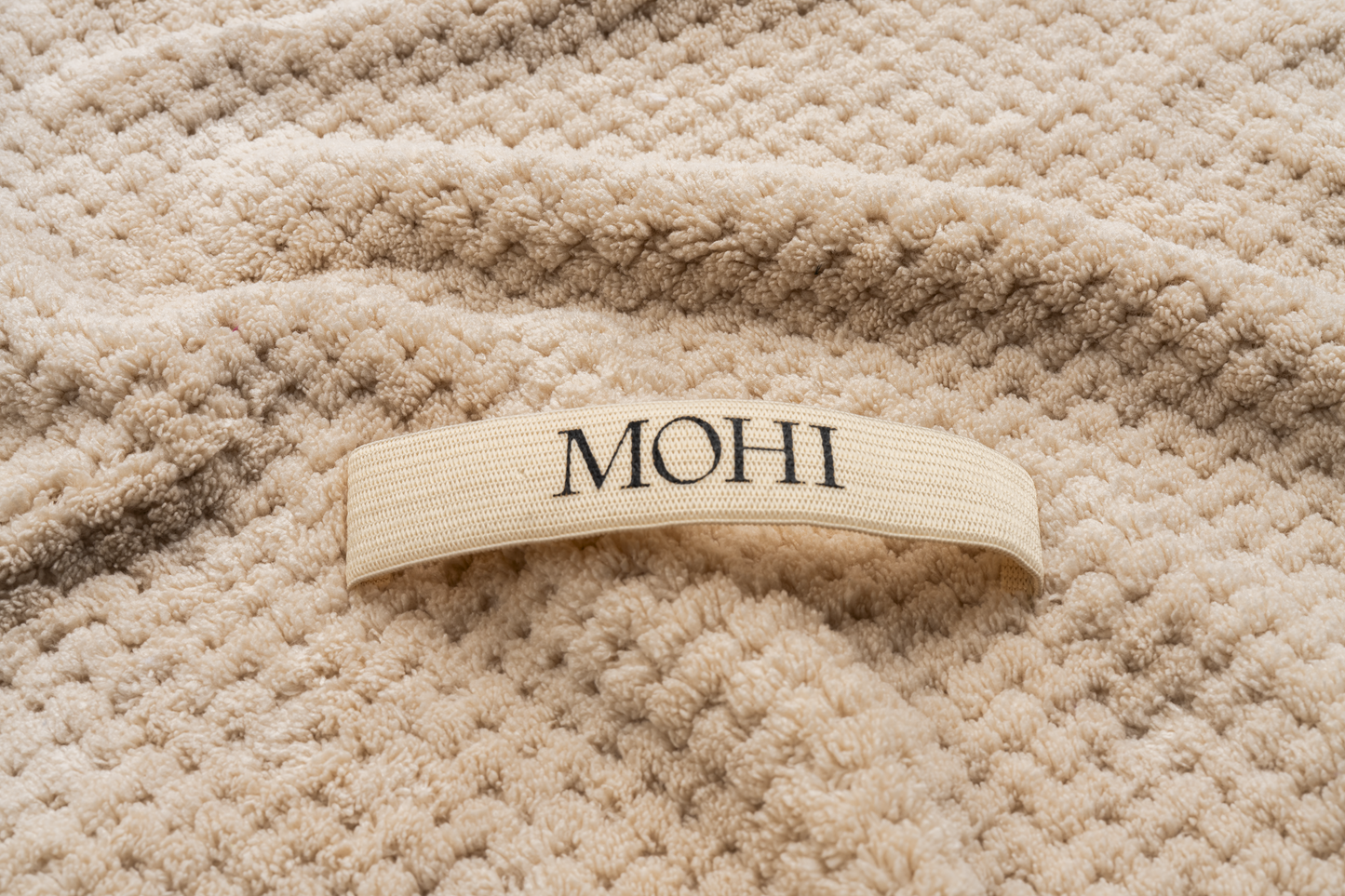 
                  
                    MOHI Microfiber Hair Towel Beige - Sneldrogende beige haarhanddoek bij DAMICE Losser
                  
                
