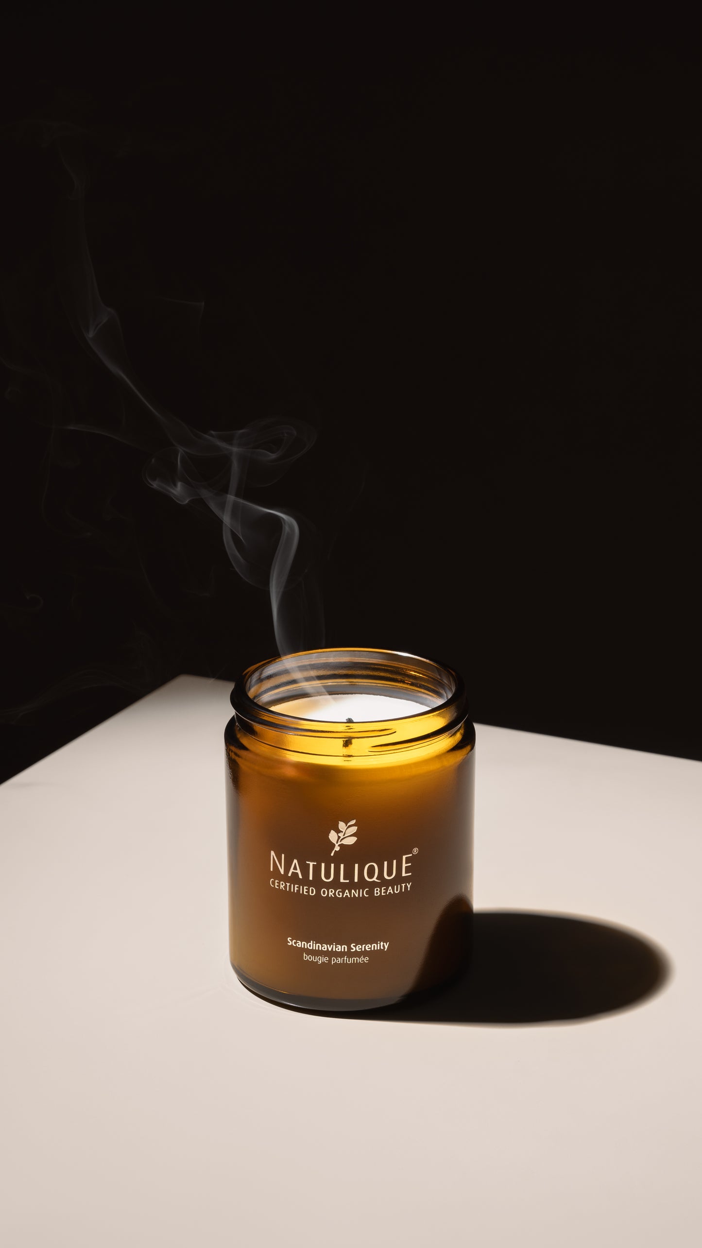 
                  
                    Natuurlijke geurkaars van Natulique met vanille-tonen, cadeauset
                  
                