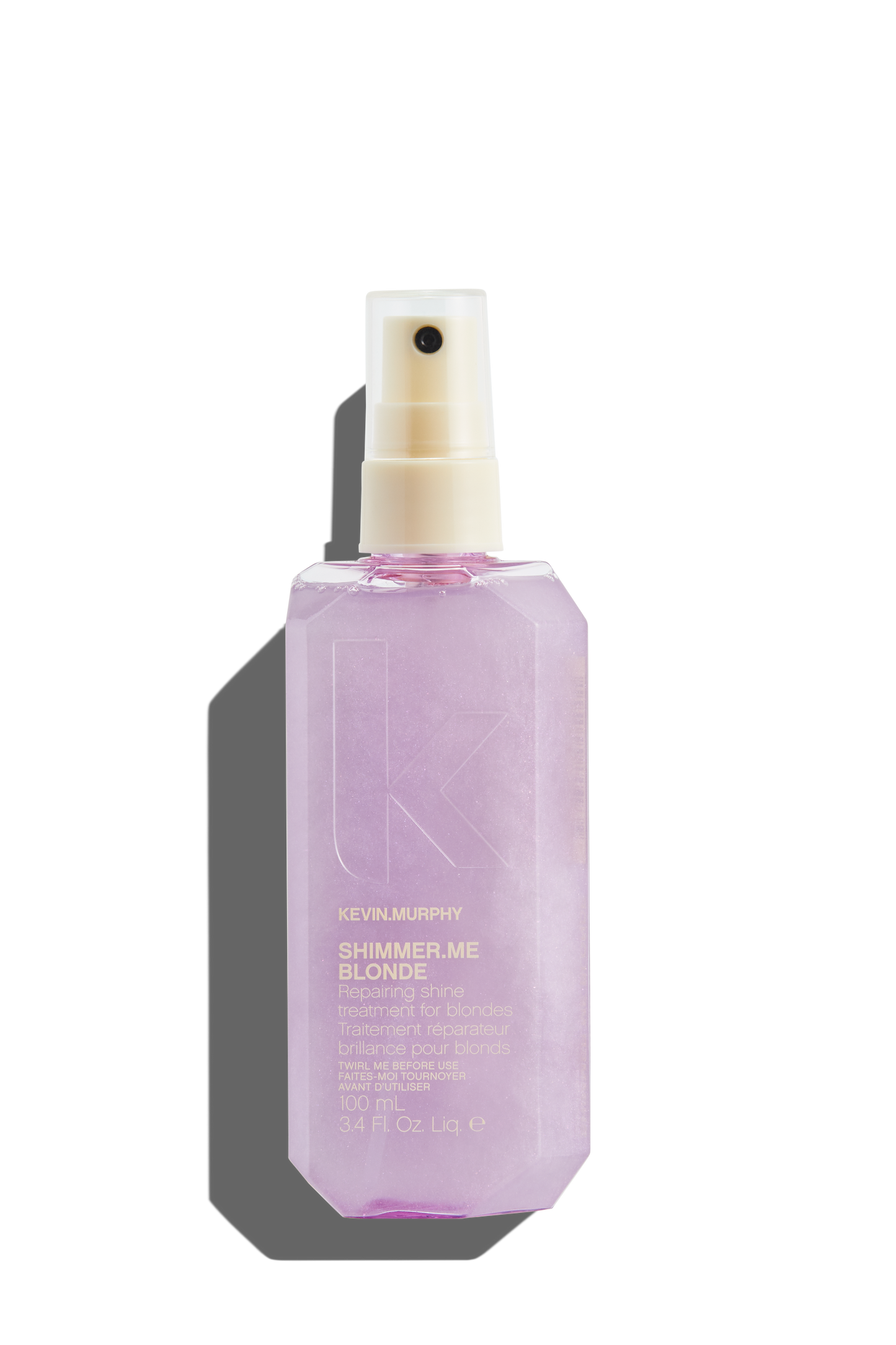 Hydrateert, herstel en verfris highlights, grijs- en blindtinten met SHIMMER ME BLONDE. Laat het haar glanzen en verzorgt tegelijk met vitamines.