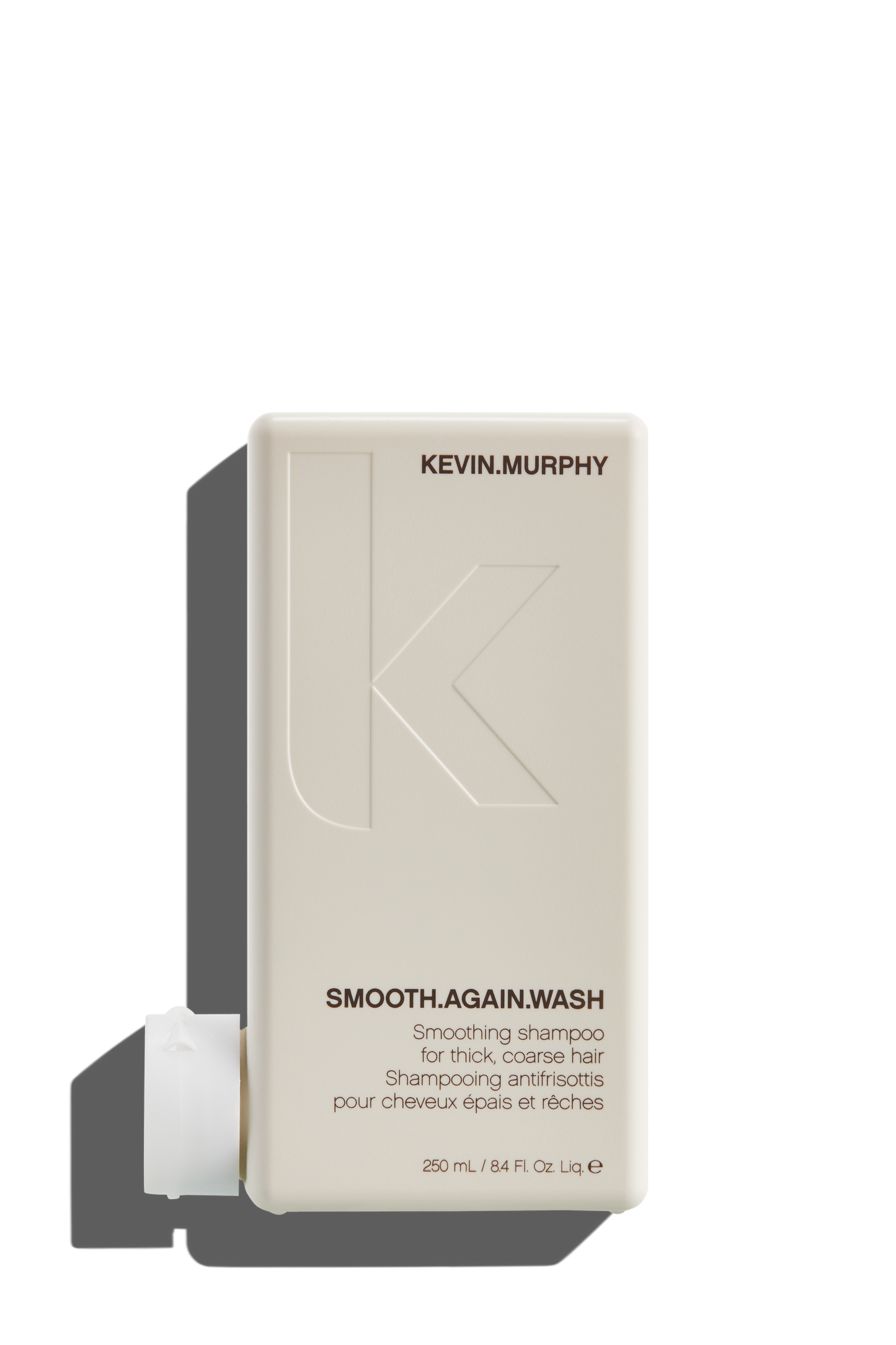 Is een Smoothing / gladmakende shampoo voor dik, grof en krullend haar die fris tegengaat. 